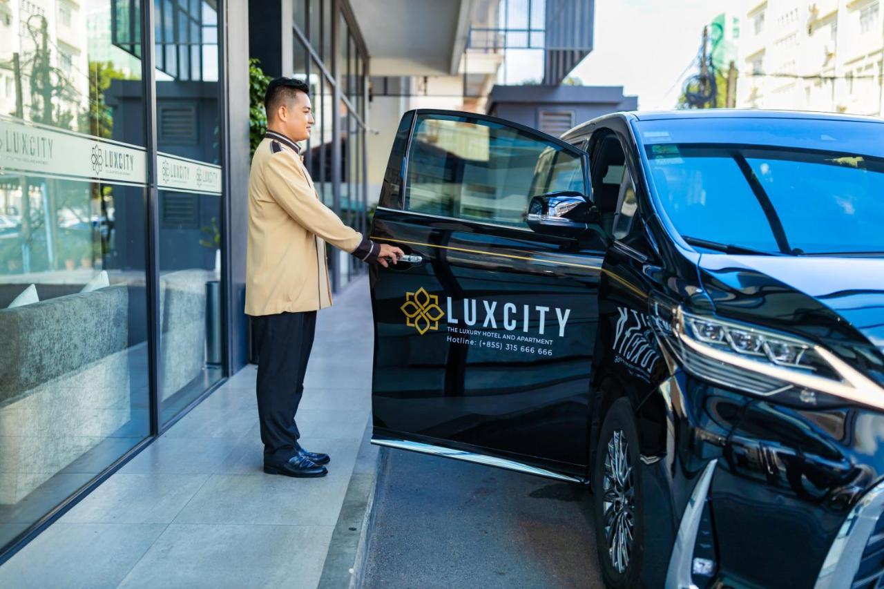 Luxcity Hotel & Apartment Phnom Pen Exterior foto