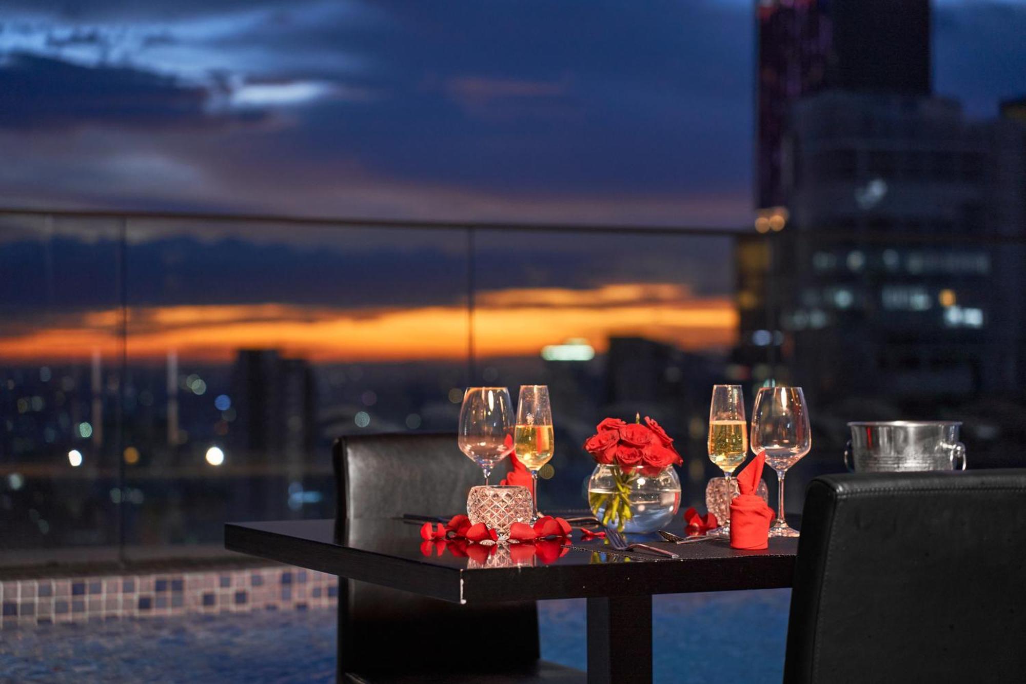 Luxcity Hotel & Apartment Phnom Pen Exterior foto