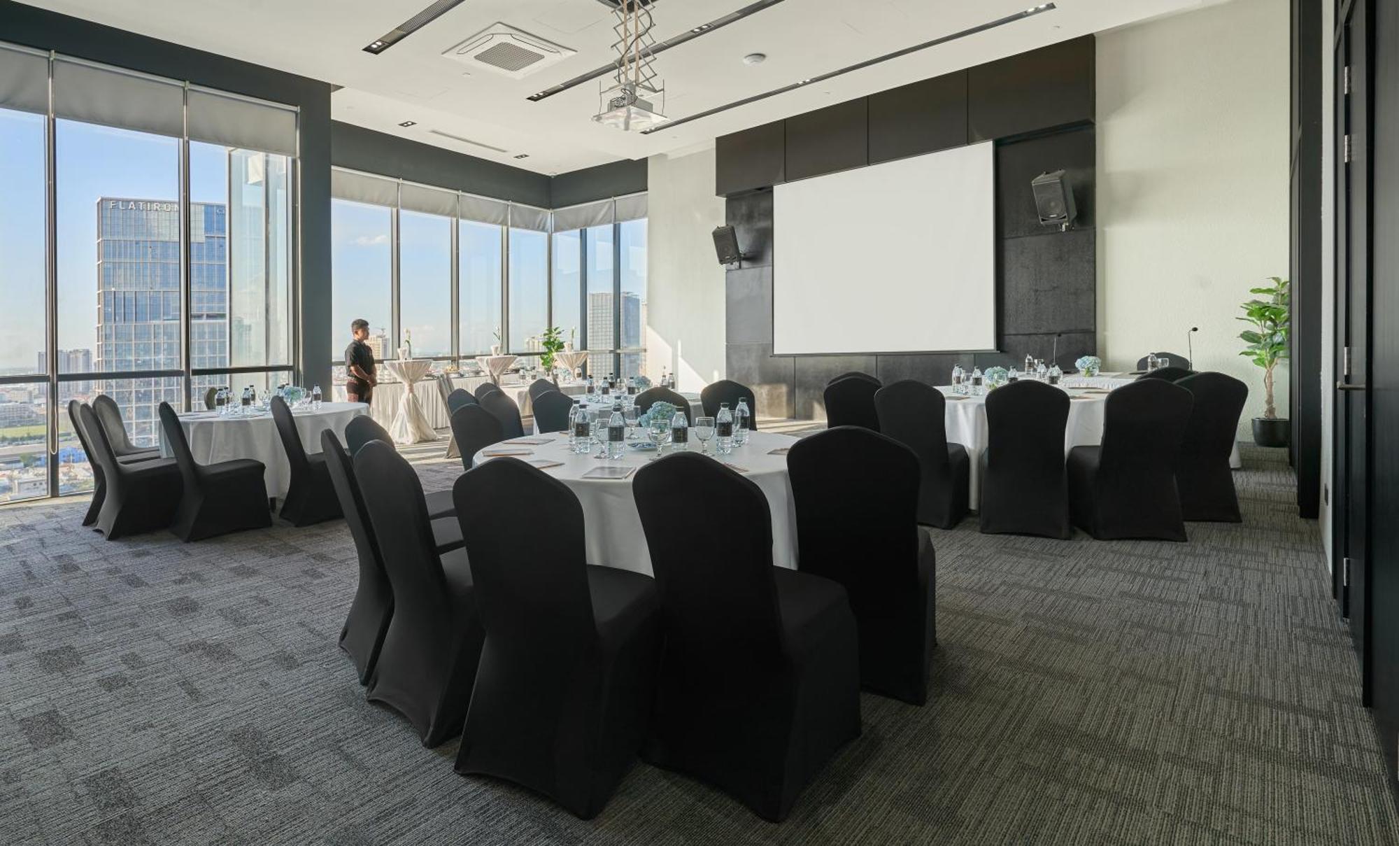 Luxcity Hotel & Apartment Phnom Pen Exterior foto