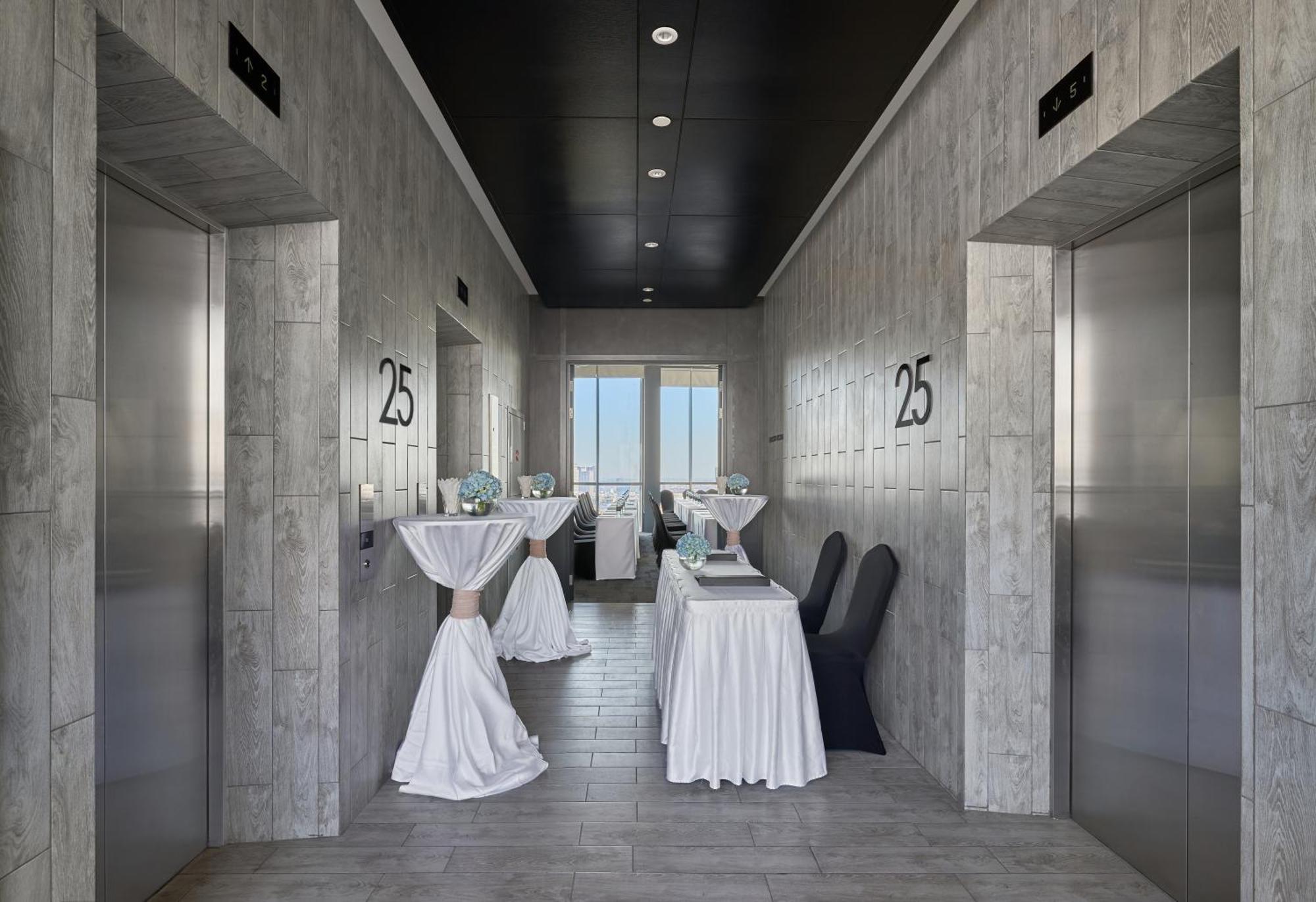 Luxcity Hotel & Apartment Phnom Pen Exterior foto